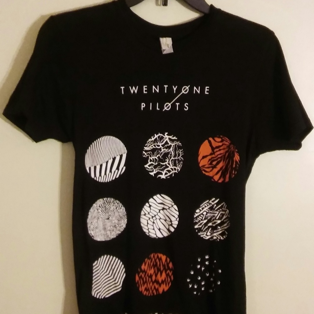 TWENTY ONE PILOTS BLURRY FACE BLACK SHIRT BAND TEE